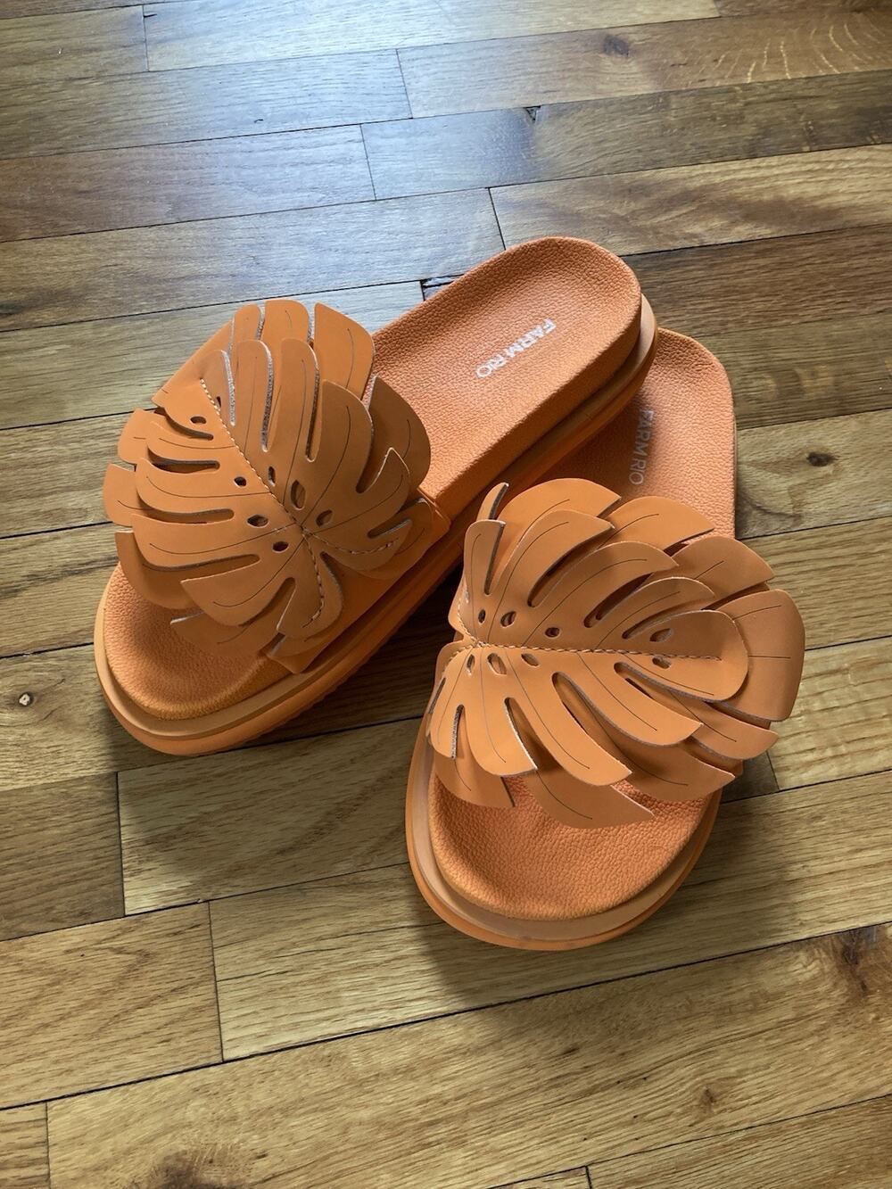 FARM Rio Sandals Womens 10 Orange Slides Monstera Anatomic Leaf Adjust Strap